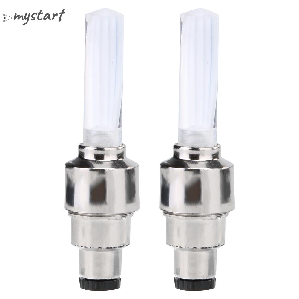 Bộ 2 Nắp Van Bánh Xe Đạp / Xe Máy Có Đèn