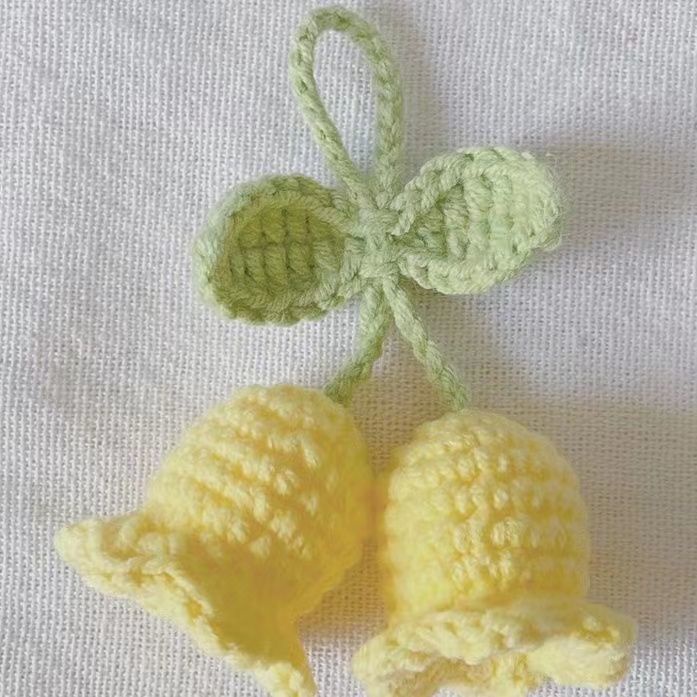 Móc Khóa Đan Len Thủ Công Phong Cách mori lily of the valley Dễ Thương