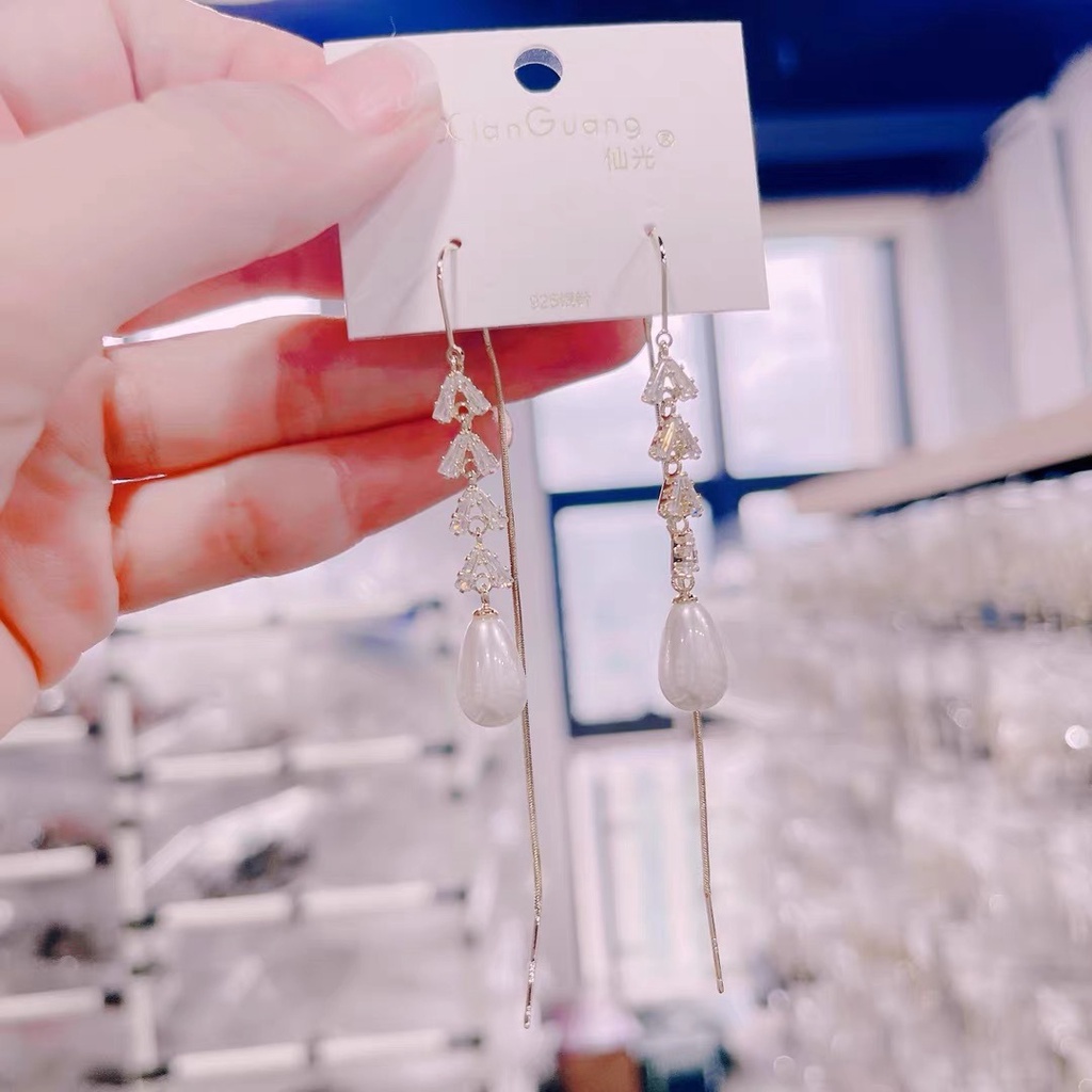 Mới Bông Tai Dáng Dài Đính Hạt Hình Giọt Nước Màu Trắng Thời Trang Sang Trọng