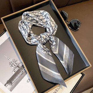 Khăn Lụa Vuông Nhãn Hiệu Thời Trang Cho Nữ Size 70x70cm In Họa Tiết Nhãn Hiệu - Hàng Có Sẵn