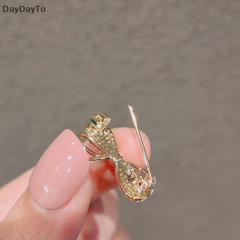 Daydayto Ghim Cài Áo Bằng Hợp Kim Hình Học Đính Ngọc Trai Pha Lê Dễ Thương Đơn Giản Thời Trang Cho Nữ