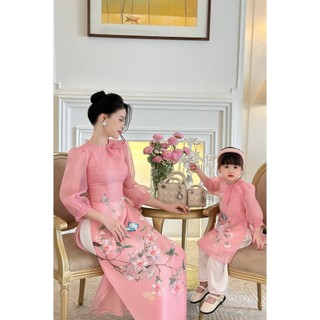 Áo dài cách tân mẹ và bé màu hồng xinh họa tiết in phối đính kết đẹp - Xưởng Áo Dài Cách Tân - ADMB11