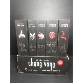 Trọn bộ chạng vạng 5 tập, stephenie meyer, năm 2020, mới 90% hcm0612