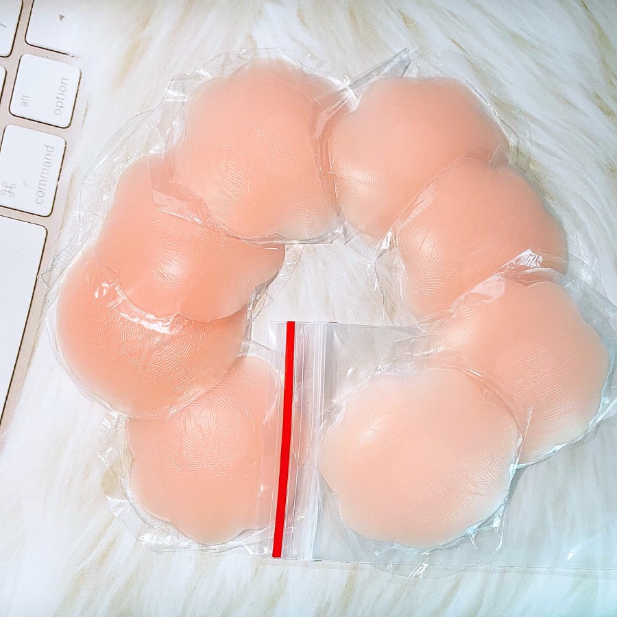 Miếng Dán Ti Silicon Sử Dụng Nhiều Lần Túi Zip 1 Cặp Nhũ Hoa Tàng Hình Siêu Dính CLOVER -1222