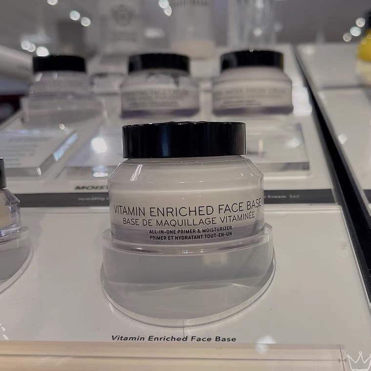 KEM LÓT DƯỠNG ĐÌNH ĐÁM BOBBI BROWN ENRICHED FACE BASE