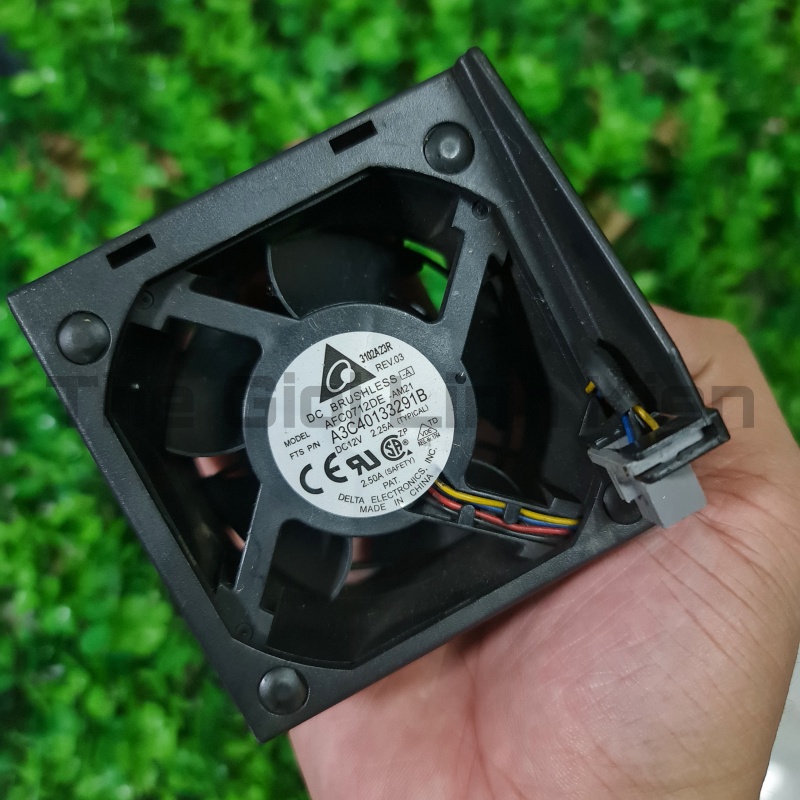 Quạt Tản nhiệt 7cm Delta 12Vdc  Model AFC0712DE ~ Quạt tháo nguồn server
