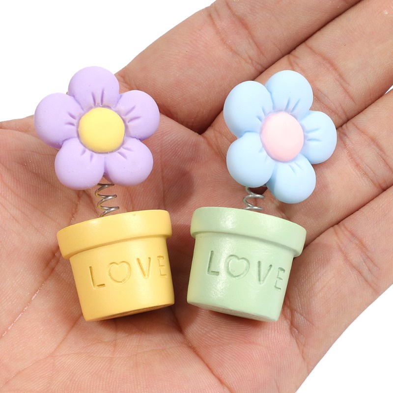 Chậu Hoa Hướng Dương Nhỏ Dễ Thương Dùng Trang Trí Xe Hơi