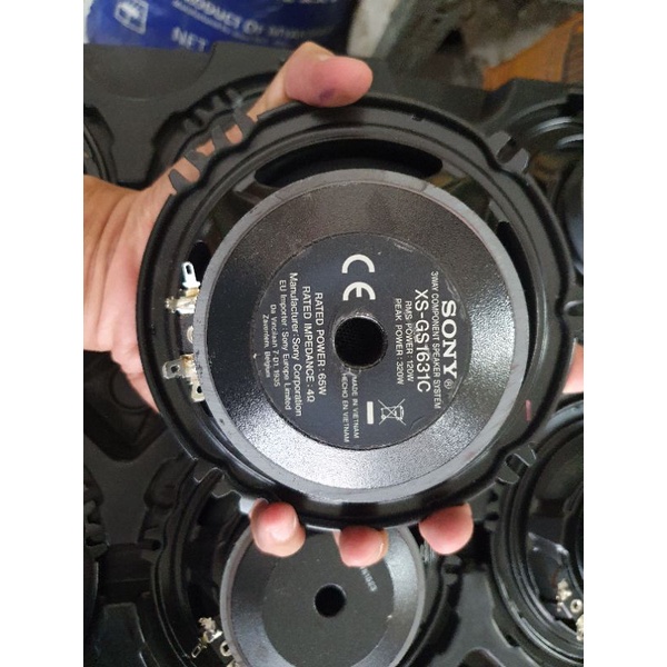 Cặp loa xe hơi rã xe hàng zin chính hãng 16cm 320w. Giá 2 cái