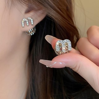 Bông Tai Mạ Bạc 925 Hình Tròn Khắc Chữ Đính Kim Cương Hai Mặt Sang Trọng Phong Cách Pháp Cổ Điển Thời Trang Cho Nữ