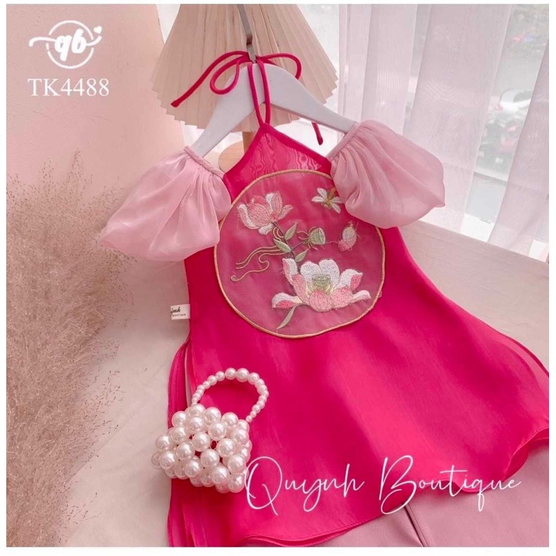 Set yếm lụa cho bé