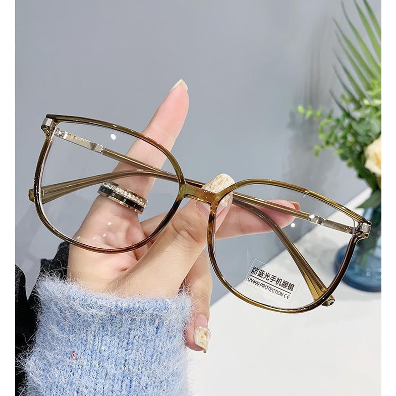 Kính Mắt Mèo Gọng Lớn Chống Bức Xạ Ánh Sáng Xanh