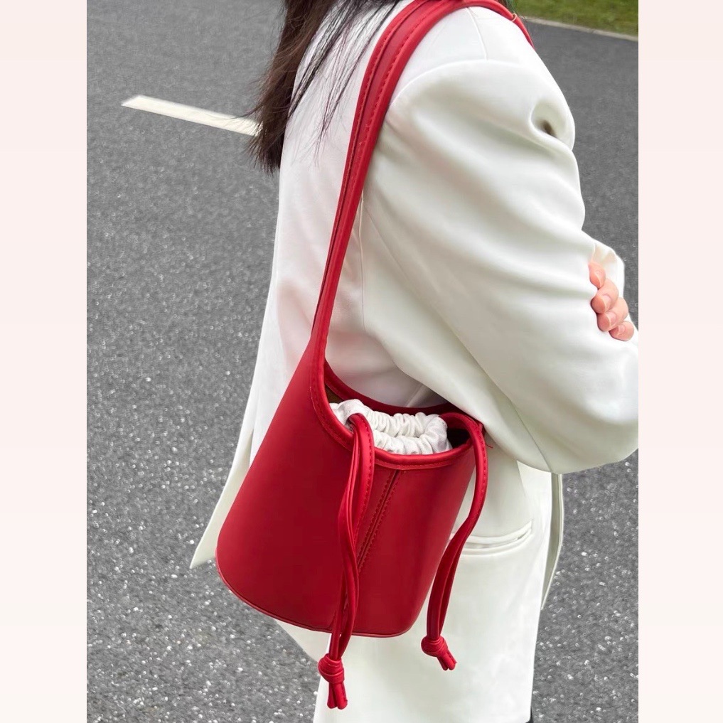 Túi Xách Dây Rút Đeo Vai Phong Cách Hàn Quốc