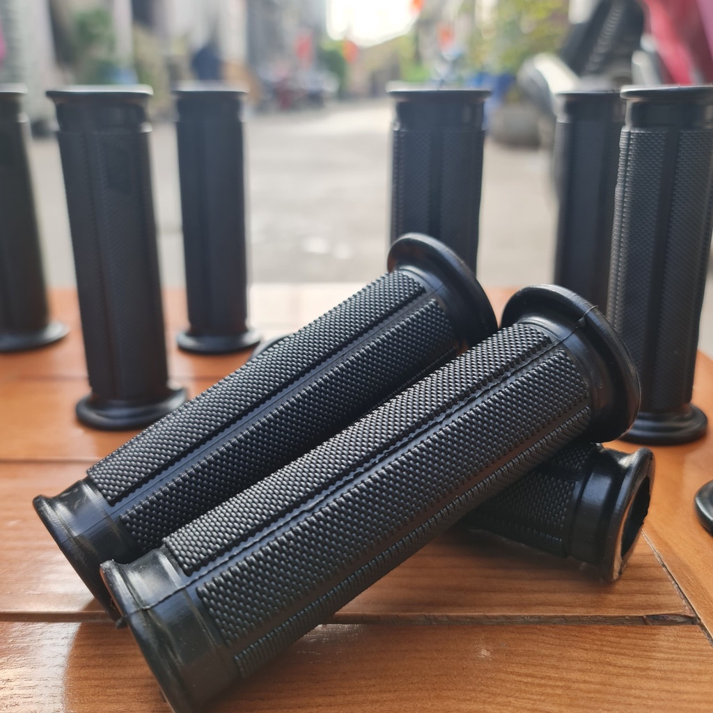 Bao tay TBT hàng Pháp mẫu V1  giá 1 Cặp 2 bên  sử dụng cho mọi loại xe, hàng mềm, bám tay, dày, chất lượng