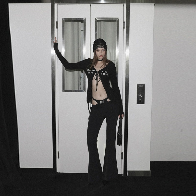 Áo Thun Tay Dài Dáng Ôm In Họa Tiết Cột Dây Phong Cách Mỹ Cho Nữ