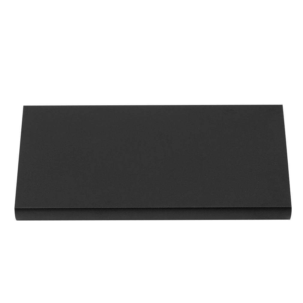 Portable 8000mAh External Battery Power Bank with USB Type C Quick Charge.
