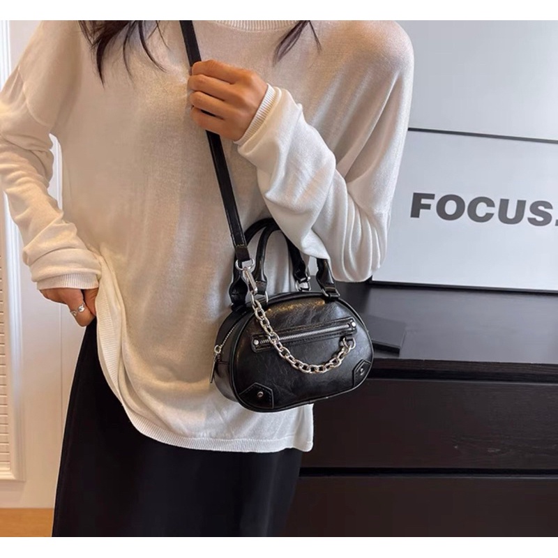 Túi xách nữ đeo chéo 2 quai bầu tròn phối xích bạc da nhăn mềm mại thời trang Eva Bag