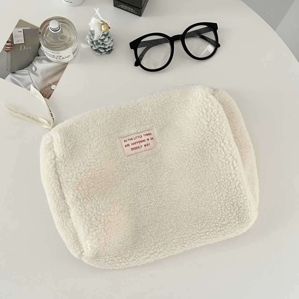 Túi Đựng Mỹ Phẩm Cầm Tay Sức Chứa Lớn Bằng Len Lông Cừu Giá Trị Cao Sắp Xếp Gọn Gàng Cho Bạn Gái