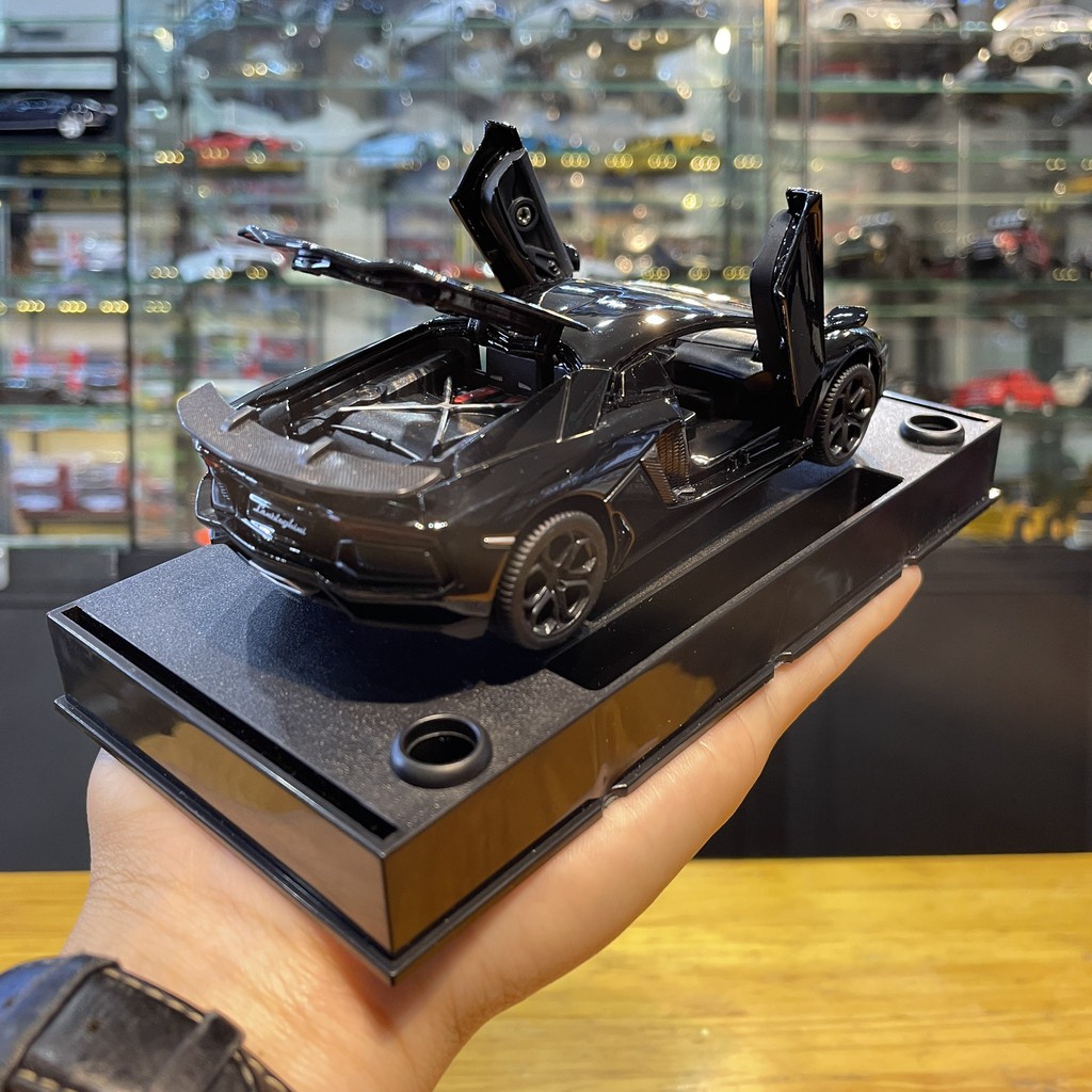 Xe mô hình ô tô giá rẻ Lamborghini Aventador LP740 tỉ lệ 1:32 của hãng TY 3 màutặng ôtô tặng ô tô