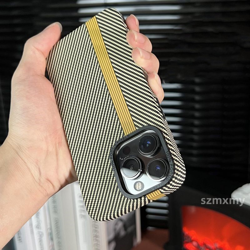 Ultra Ốp Điện Thoại Cứng Siêu Mỏng Họa Tiết Sợi carbon Màu Tương Phản Viền Kim Loại Cho iphone 15 14 13 12 pro max