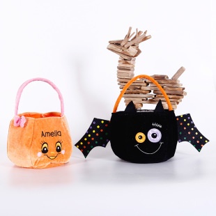 Cây Thông Giáng Sinh mini Màu Trắng Dùng Trang Trí Bàn Làm Việc