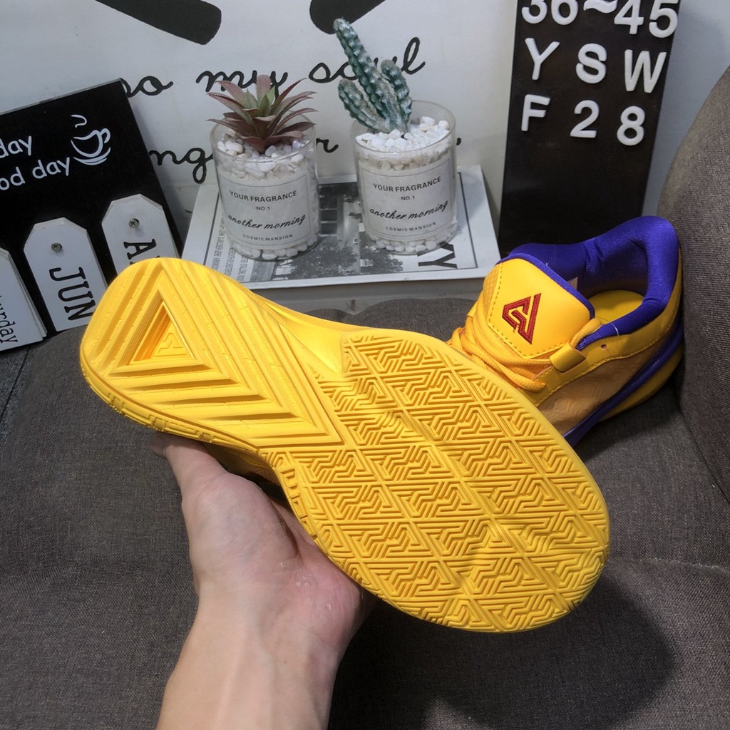 Giày Bóng Rổ nike zoom freak 5 Thời Trang Cá Tính Năng Động