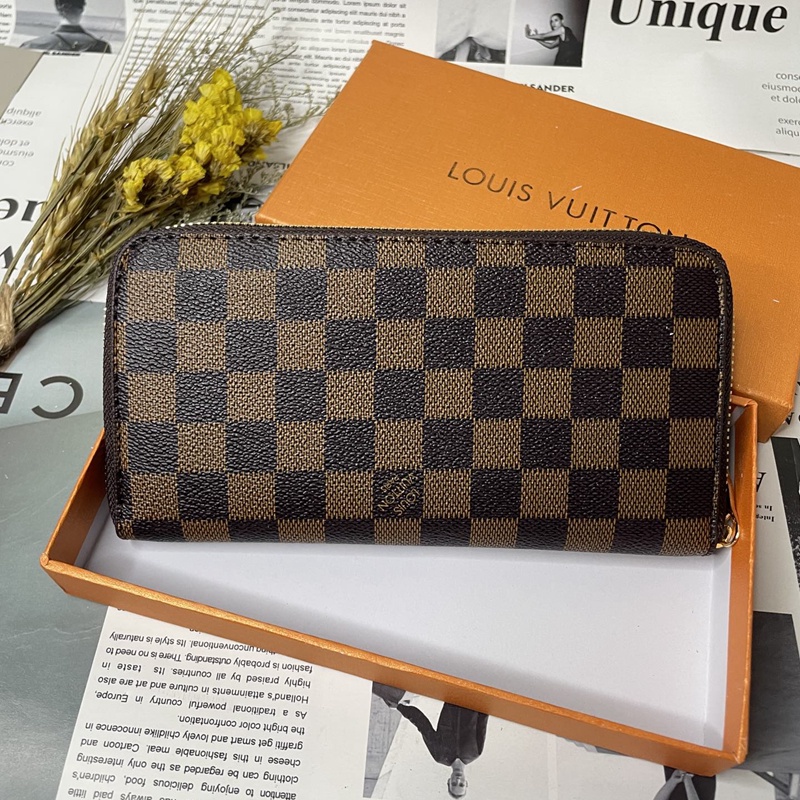 Women's Clutch Bag  Free Shipping Business Wallet Leather Men And Women Wristlets