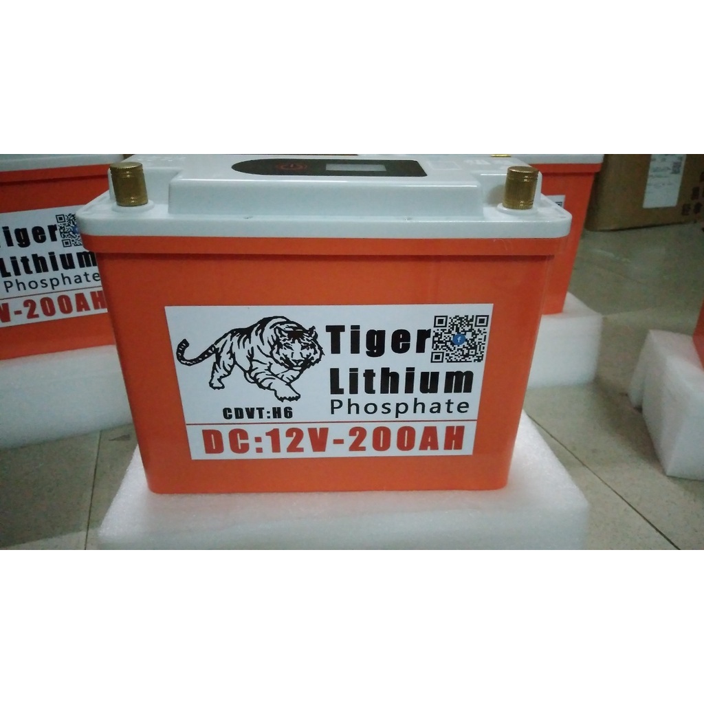 Bình Pin Lithium 200Ah chống nước hoàn toàn tuyệt đối-Pin lithium 12V-200Ah- Mẫu mới màu cam 2024