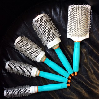 Lược tròn gốm sấy tạo kiểu xoăn moroccanoil ceramic round brush full size