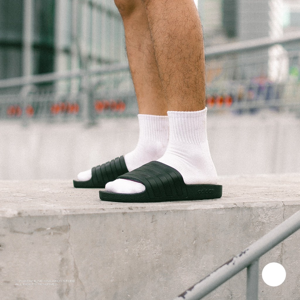 Dép Adidas đúc full đen