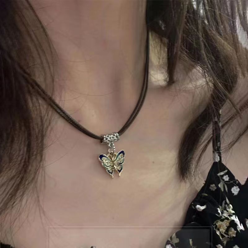 Vòng cổ Hợp Kim Mặt Hình Bướm Đính Đá Lấp Lánh