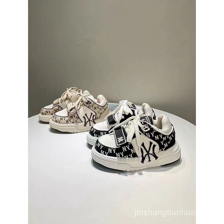 Giày Thể Thao Khóa Dán Chống Trượt Thời Trang Năng Động Dành Cho Trẻ