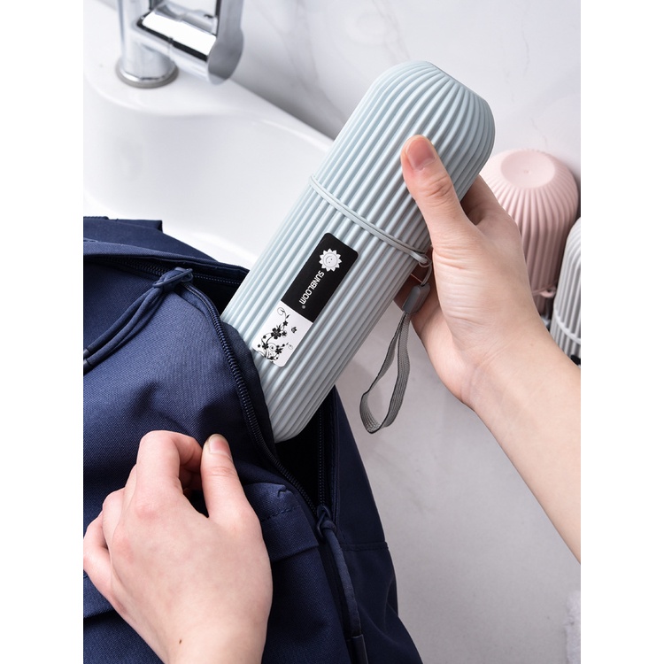 Giá Đỡ Bàn Chải Đánh Răng Tiện Lợi Khi Đi Du Lịch