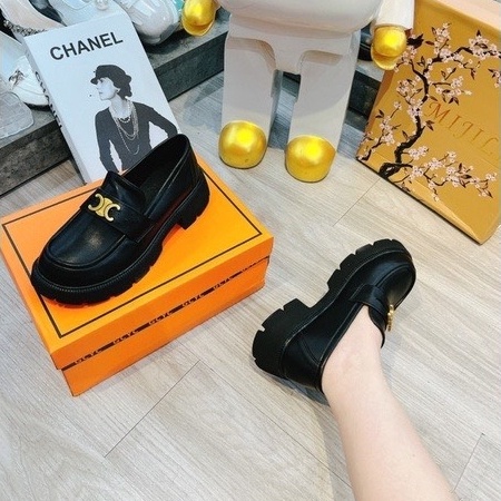 Giày Lười Nữ Da Mềm Màu Đen Mũi Tròn Đế Cao Thời Trang Phong Cách
