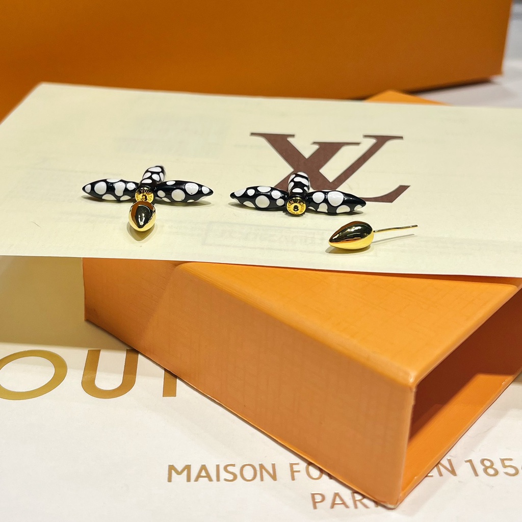 Bông Tai lv Bằng Thép Titan In Chữ Thời Trang Cho Nữ