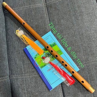 Sáo la trầm nứa hun biểu diễn