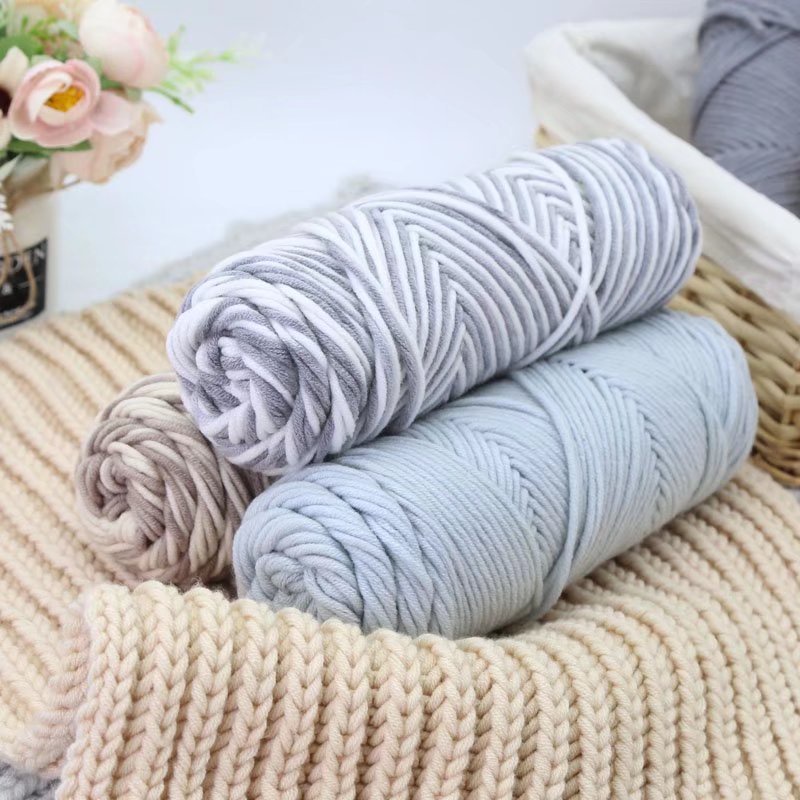 Cuộn bông gòn 100g sợi 3mm Dùng để thêu, móc khăn quàng cổ và mũ