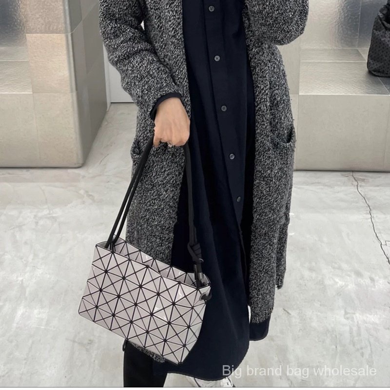 Túi Đeo Chéo Vai issey miyake april Kiểu Dây Rút Dáng Vuông Kim Cương Đơn Giản Thời Trang Nữ