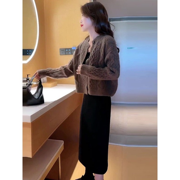 Bộ Áo cardigan Dệt Kim Tay Dài Màu Trơn Phối Chân Váy Cài Nút Thời Trang Mùa Thu 2023