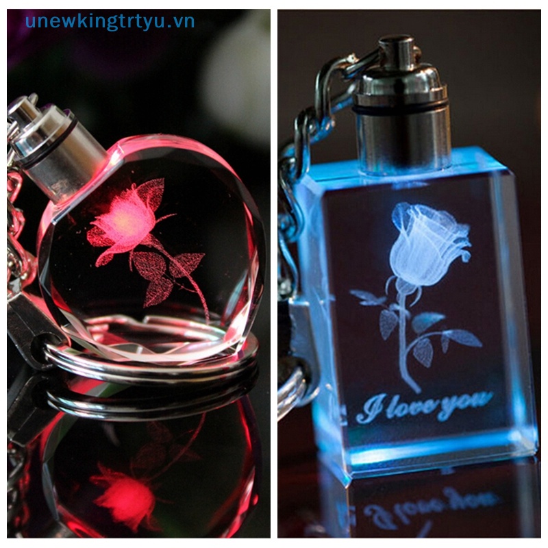 Móc Khóa Pha Lê Hình Vuông Có Đèn led Độc Đáo