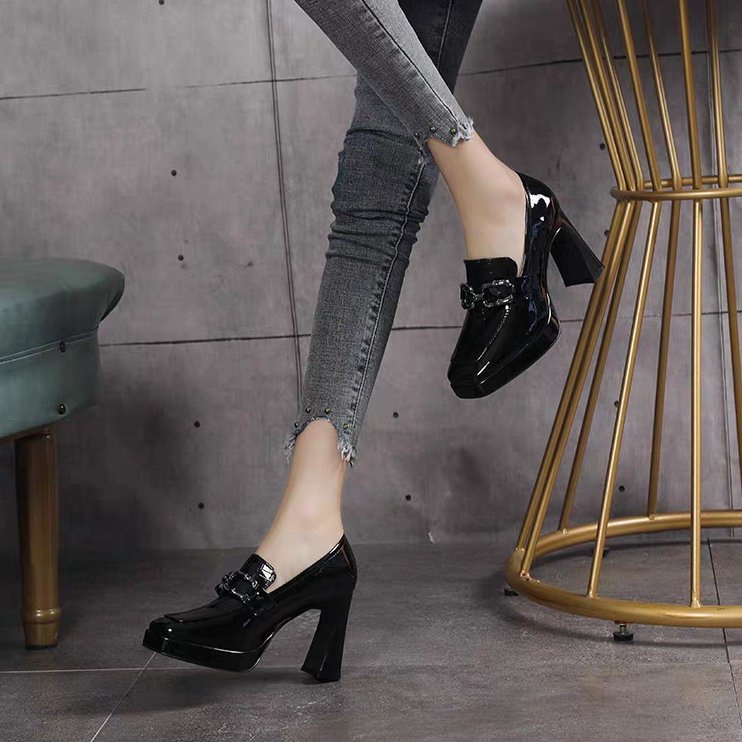 Giày Cao Gót Mũi Vuông Cỡ Lớn Thời Trang