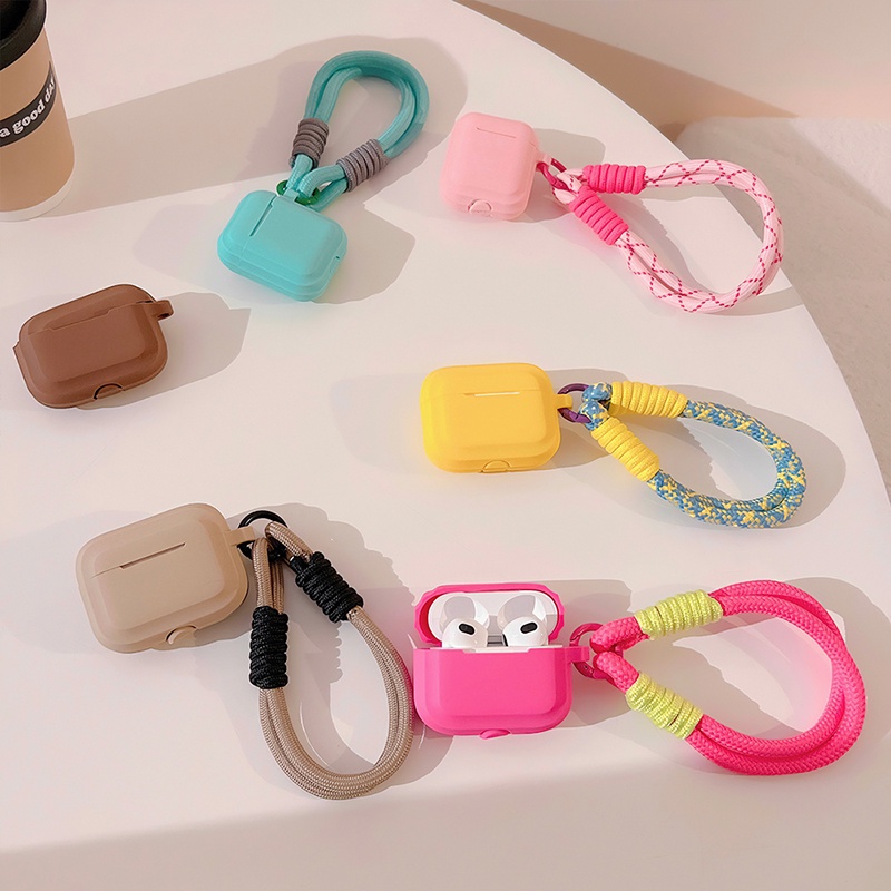Vỏ Bảo Vệ Hộp Sạc Tai Nghe airpods pro2 airpods 3 / 2 / 1 Bằng Silicon Dẻo Mềm Gắn Dây Đeo Cổ Tay Nhiều Màu Dễ Thương Ốp