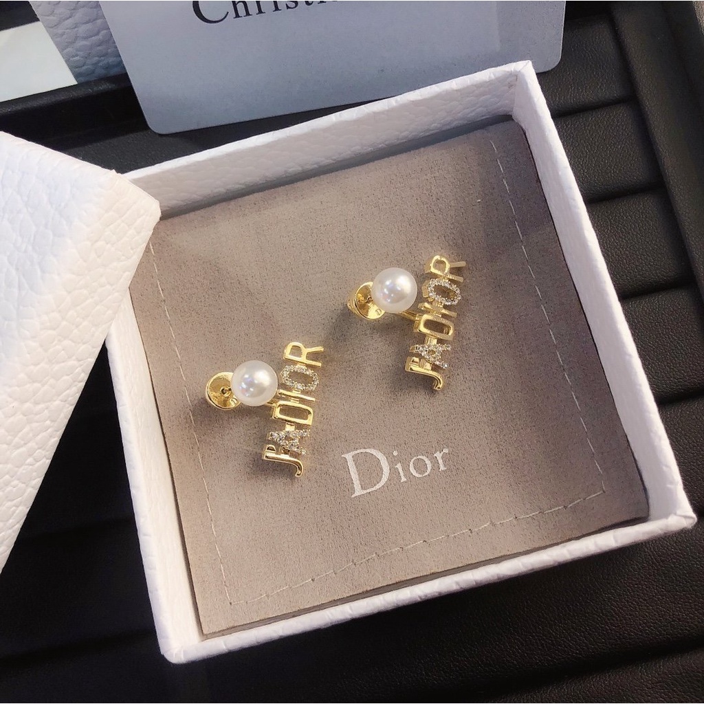 Thời Trang Bông Tai dior Bằng Thép Titan Chống Thấm Nước Không Gỉ In logo cd Cá Tính Cho Nữ