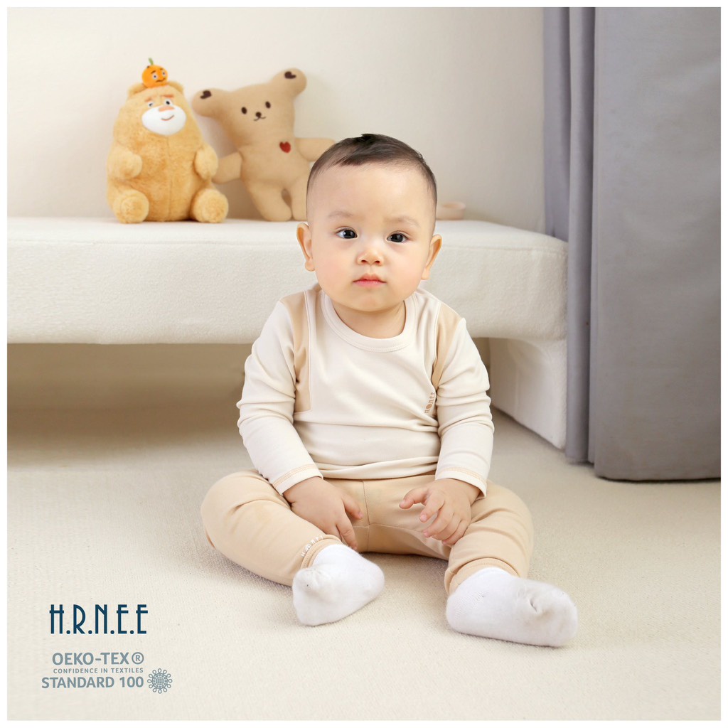 Bộ Hrnee dài tay nỉ lông cổ tròn cho bé trai bé gái