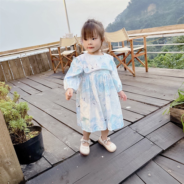 VÁY DÀI TAY 2230 BÉ GÁI ĐIỆU