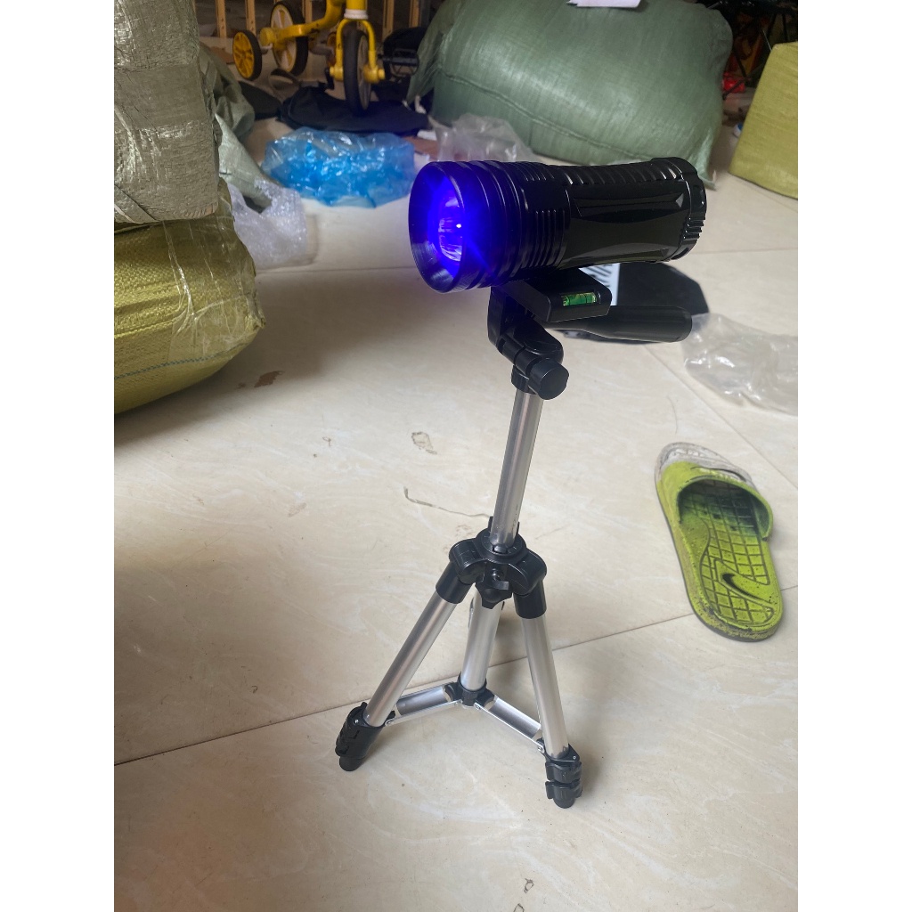 Đèn soi phao câu đài 4 màu và 3 chế độ sáng