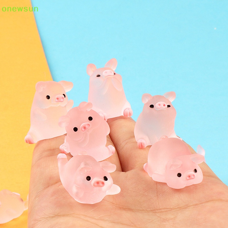 Set 1 / 5 Mô Hình Chú Heo Dạ Quang mini Bằng Nhựa resin Trang Trí Bảng Điều Khiển Xe Hơi Mới