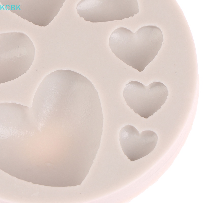 1 Khuôn silicone Làm Bánh Hình Trái Tim Nhiều Màu