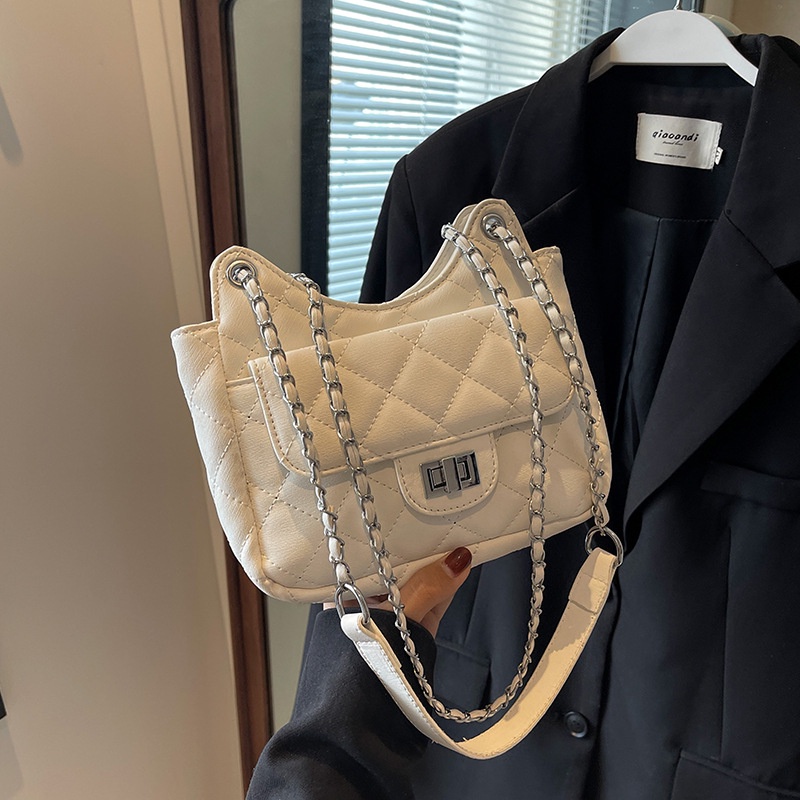 Túi Đeo Chéo Thêu Họa Tiết Kim Cương Mẫu Mới 2023 Thời Trang Cho Nữ