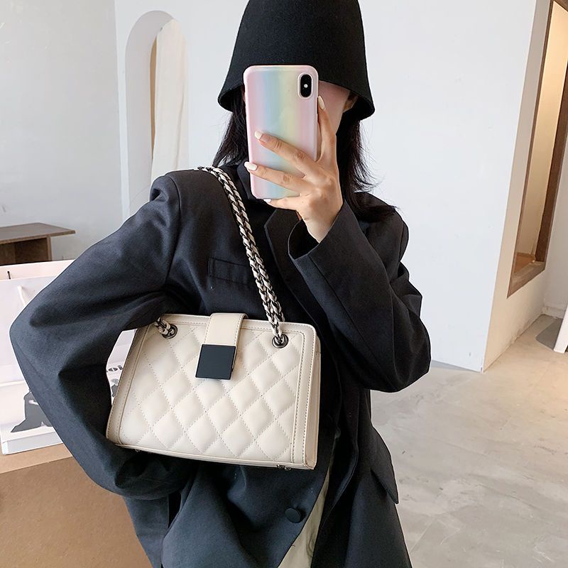 Túi Đeo Chéo Hình Vuông Cỡ Nhỏ Phối Dây Đeo Sợi Xích Thời Trang Cho Nữ