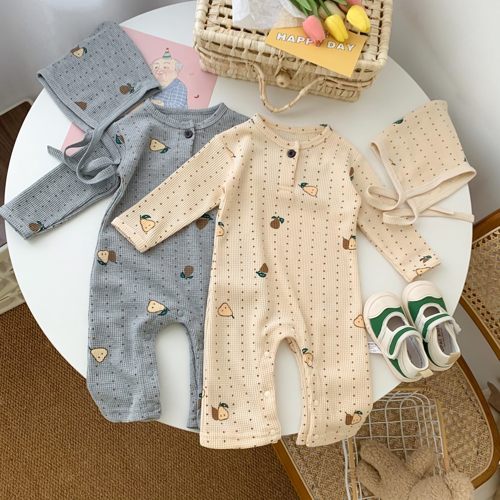 Bộ áo liền quần tay dài vải cotton mỏng in họa tiết quả lê dễ thương cho bé sơ sinh